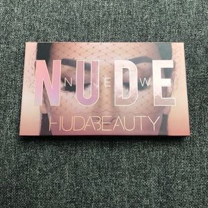 Huda Beauty New Nude Palette